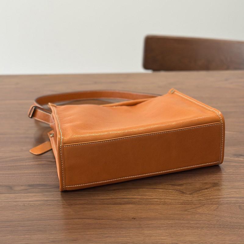 Johnature Genuine Leather Large Capacity Women's Bag Versatile Commuting Soft Cowhide Shoulder Crossbody Bag