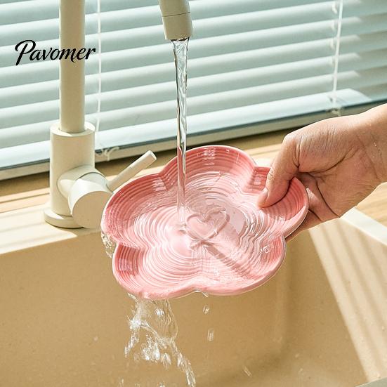 Elevated Cat Food Bowls Ceramic Pet Bowl with Raised Stand, Flower Shape Whisker Friendly Non-slip Feeding Plate for Neck Protection, Anti Slip Bowl,