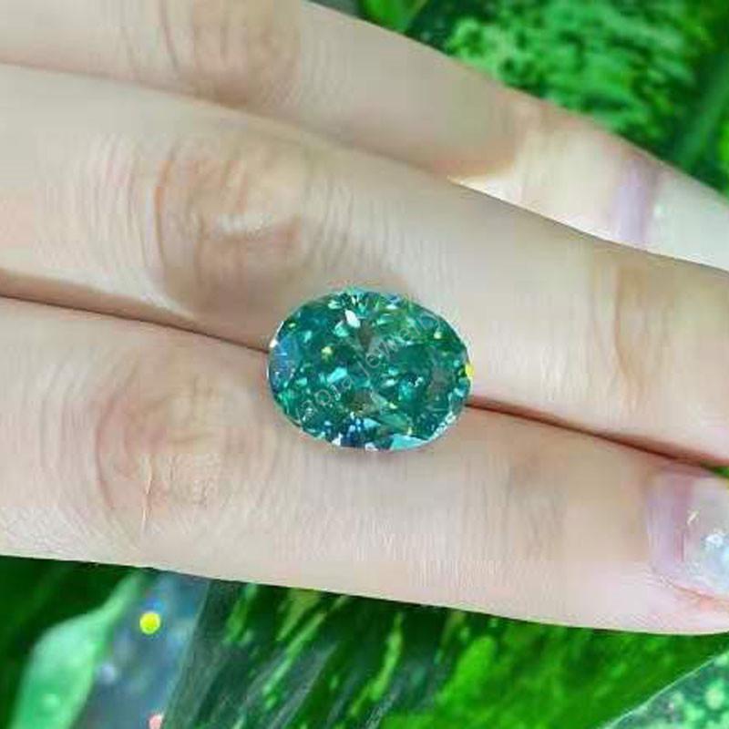 Original Green Egg-Shaped Moissanite Gemstone - 1 Carat Certified, Oval, Loose Stone 0.5 carat 4x6mm