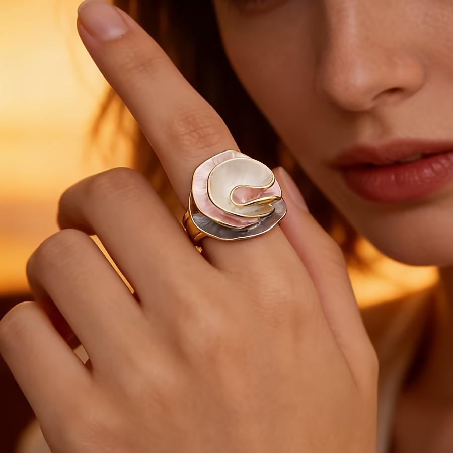 An Elegant and Sweet Enamel Rose Flower Stretch Ring for Women, a Holiday, Birthday, Date, Prom, Banquet, Party, Vacation, Shopping