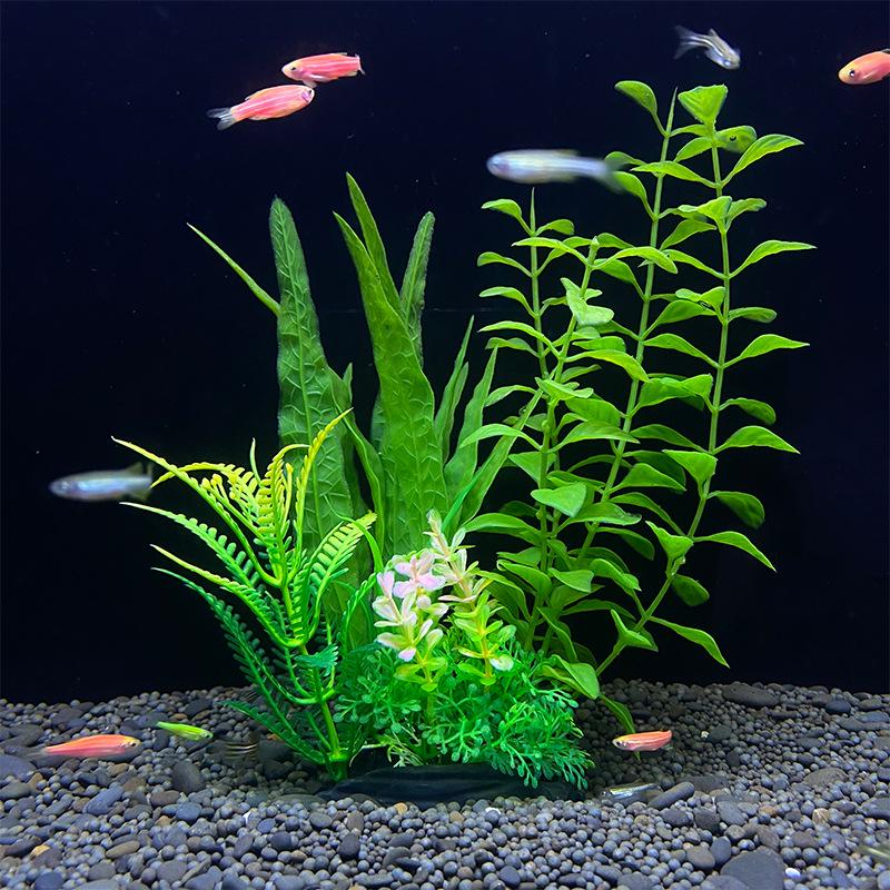 Fish Tank Decorations: Artificial Aquarium Plants and Plastic Water Grass