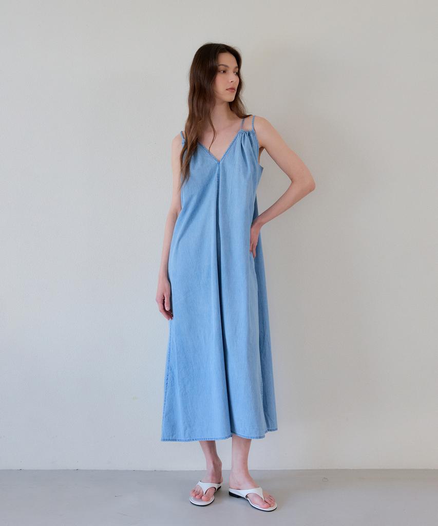 THEELO Breeze Denim Dress (Deep Blue)