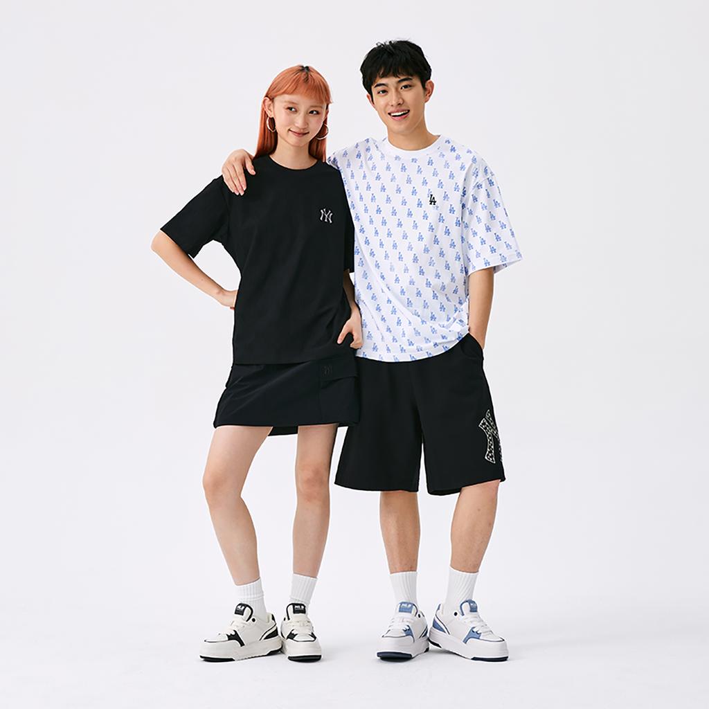 New MLB MONOGRAM Collection New York Yankees SS25 T Shirt Unisex Black 3ATSM1353-50BKS