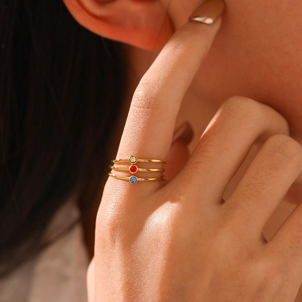 European and American fashion single colored diamond titanium steel ring female simple popular niche design plain ring stainless steel ring