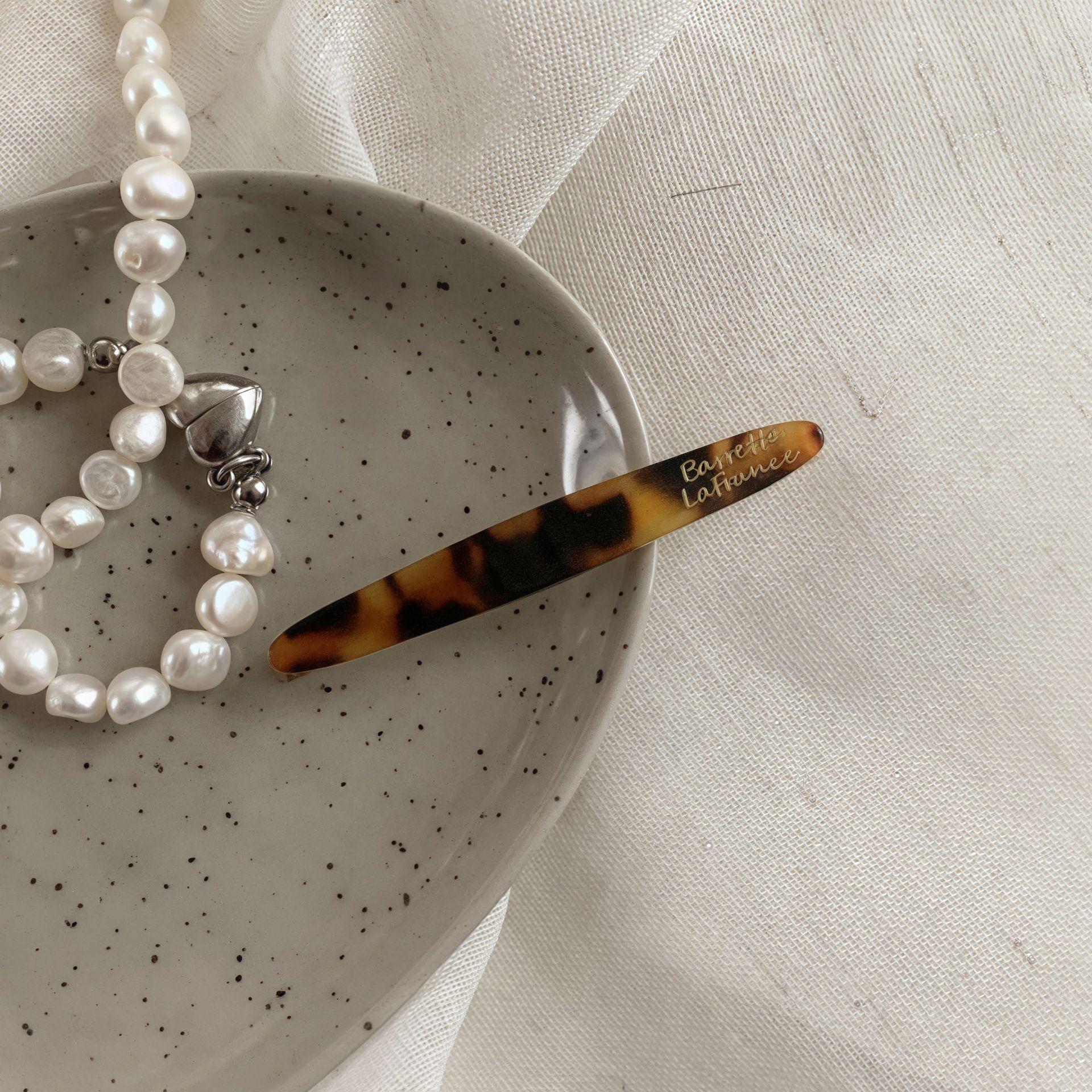 

1 шт. Ацетатная заколка для волос овальной геометрической формы для челки, женская, простая элегантная заколка-уточка, заколки-баретты, аксессуары для укладки волос