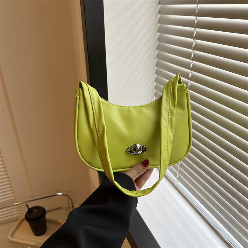 

This year s popular niche design underarm bag women s 2025 new high-end baguette bag solid color shoulder handbag зелений