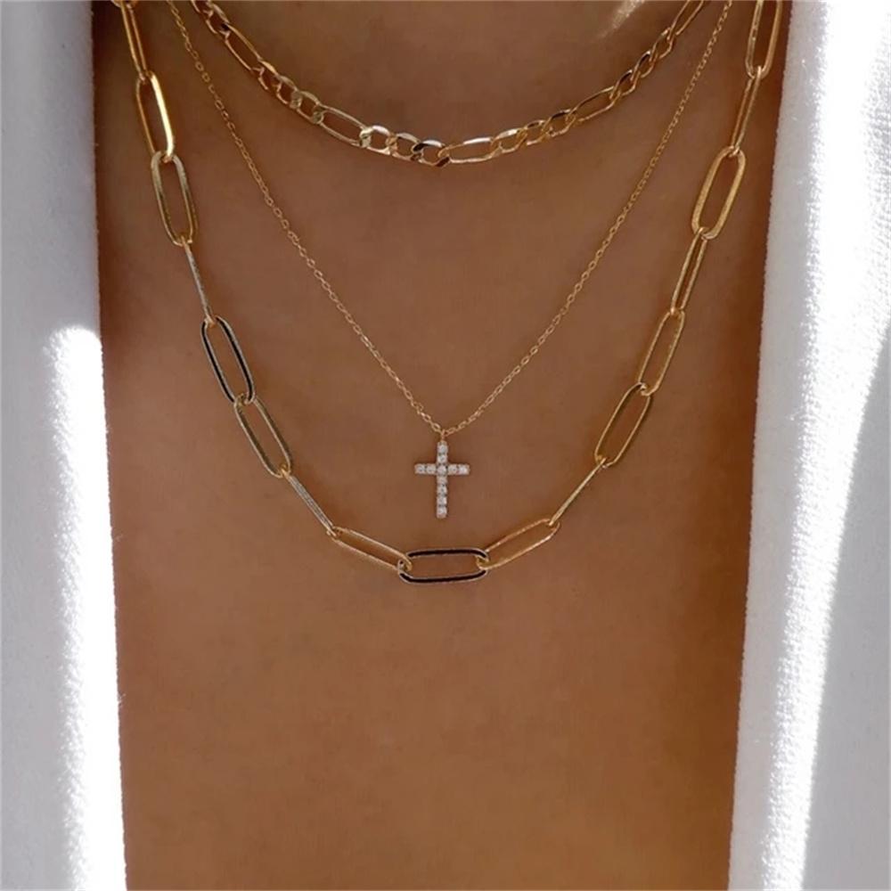 Classic Gold Multilayered Necklace for Women Vintage Silver Geometric Pendant Necklaces Butterfly Choker Jewelry