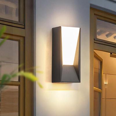 Modern Minimalist Waterproof Outdoor Wall Light for Entrances, Gardens, and Courtyards