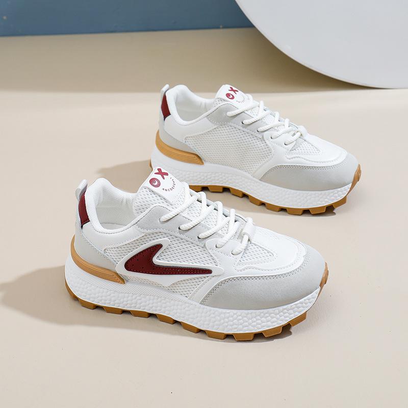 2024 Spring Trendy Women's Thick Sole Korean-Style Running Shoes for Female Students - Forrest Gump Casual Sneakers, Model 6116.