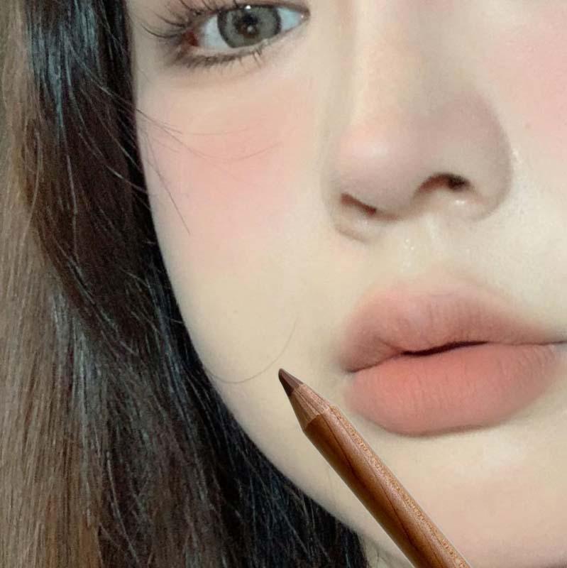Milk Tea Matte Lip Liner: Long-Lasting, No-Fade, Nude Series for Natural Lip Shaping and Plumping.