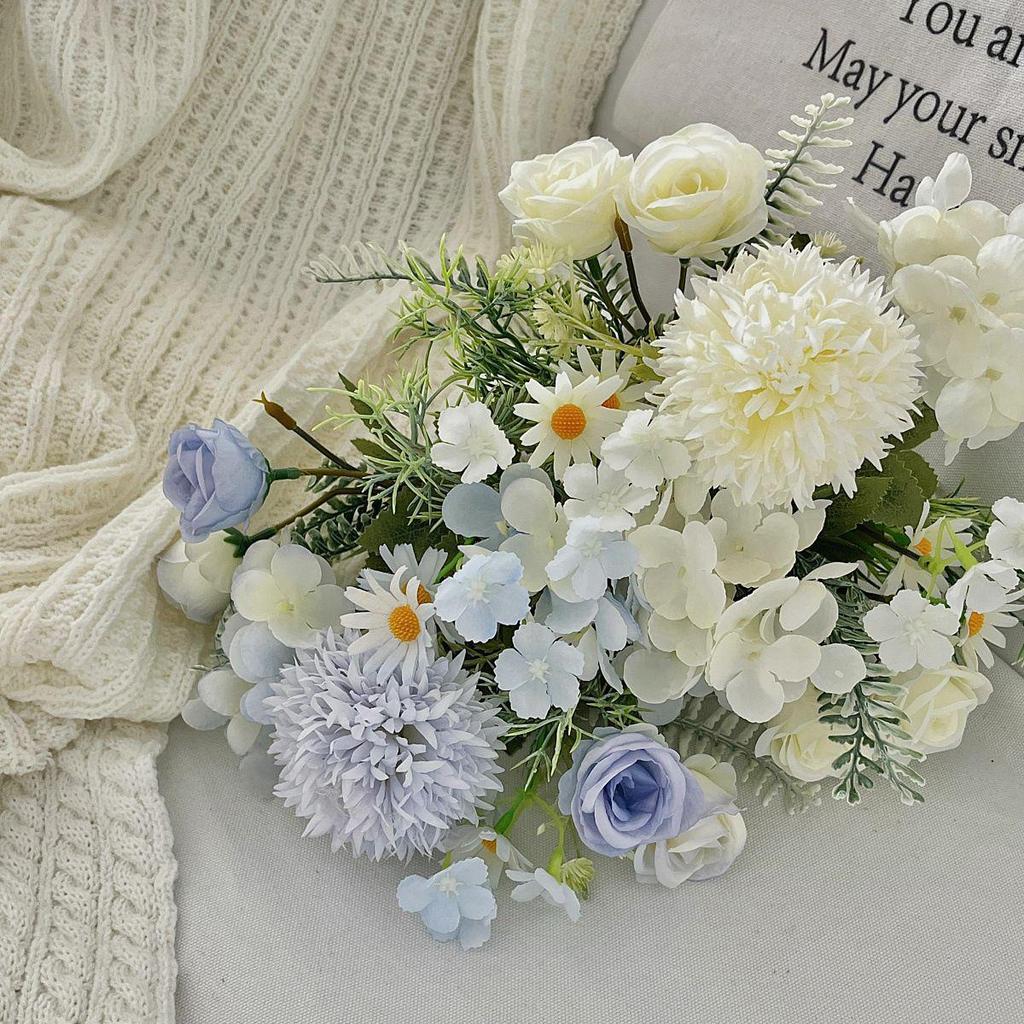 Artificial Small Fresh Silk Rose and Hydrangea Bridal Bouquet for Wedding and Decoration