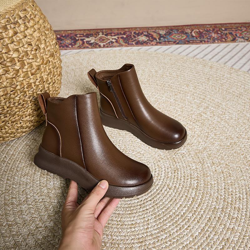 Leather platform Martin boots women's 2025 new autumn and winter retro Chelsea boots black casual short boots