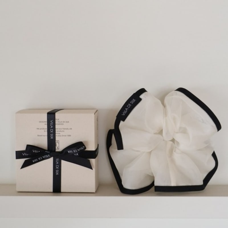VILLA DE SILK Silk Organza Fine Line Scrunchie