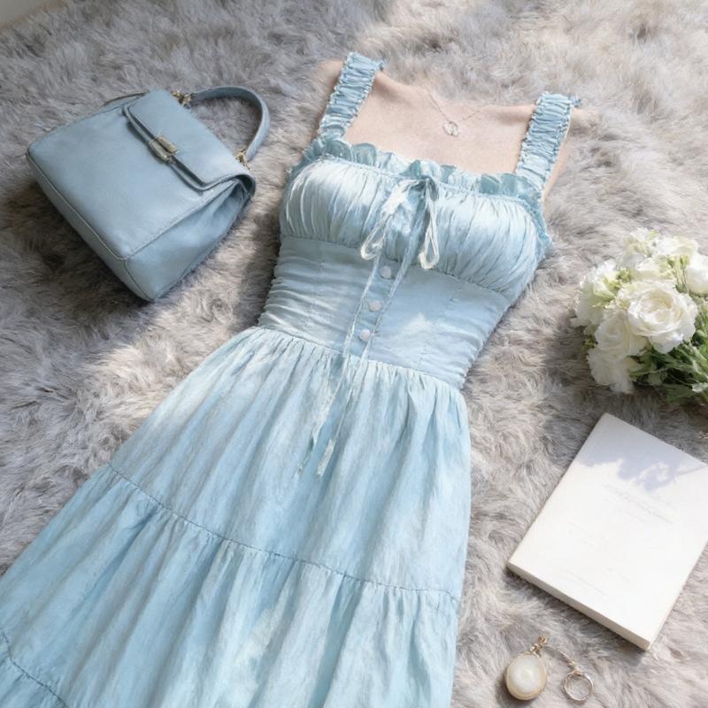 Mint milk green suspender dress, new women's summer French gentle design, waist A-shaped long skirt