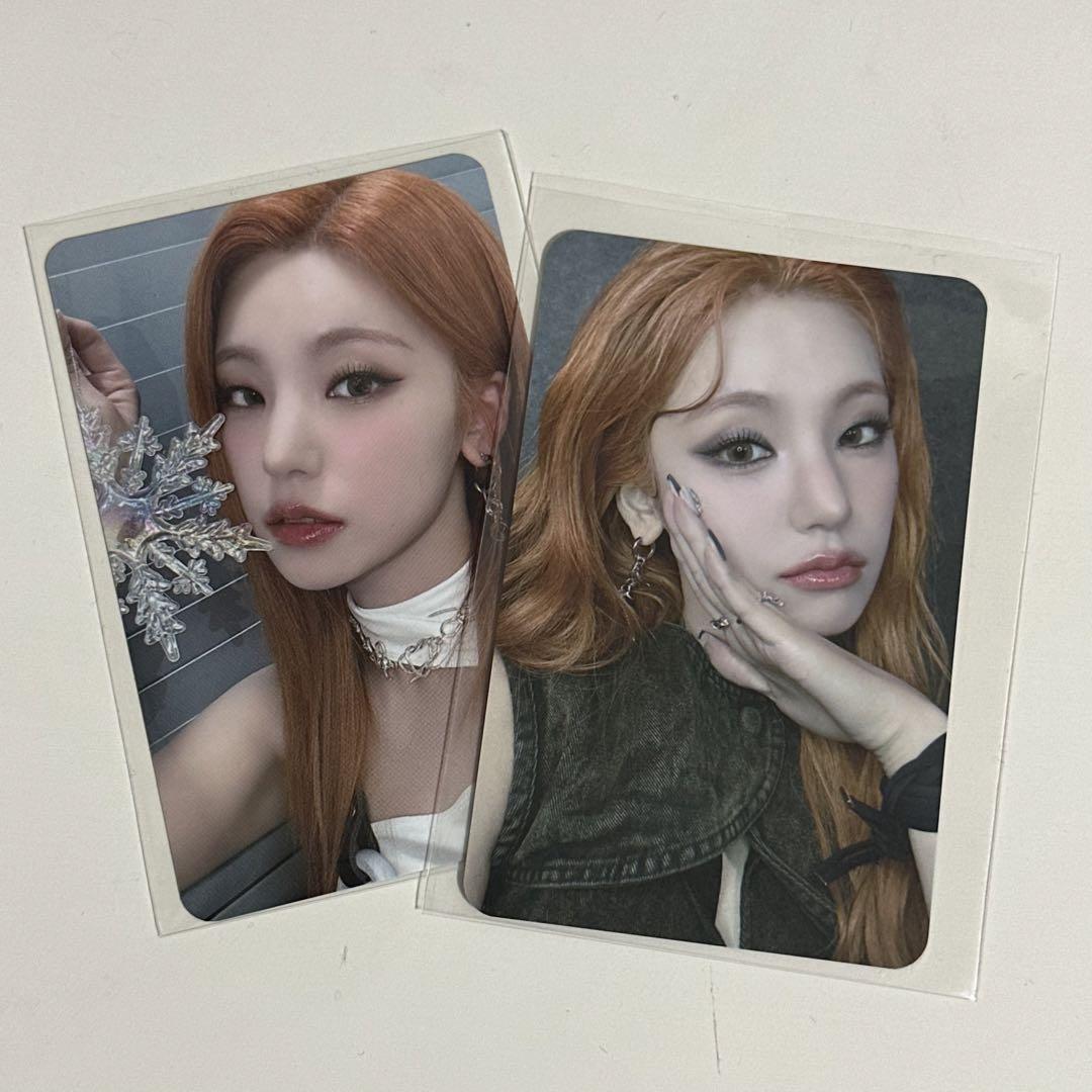 

[USED] ITZY Born to Be Trading Card Yeji Everline