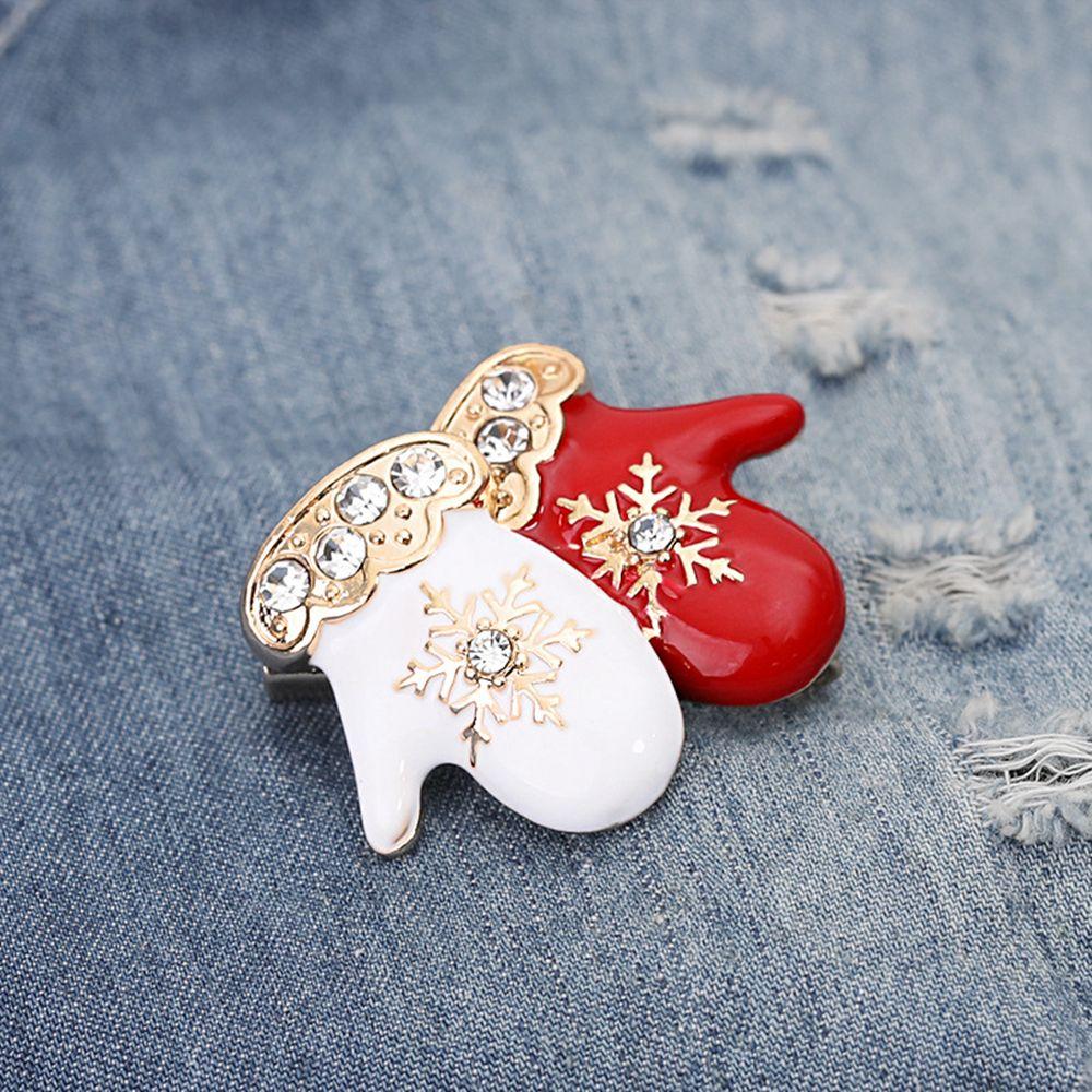 Merry Christmas Xmas Jewelry Enamel Brooch Santa Claus Hat Badges Pin Christmas Wreath Bells