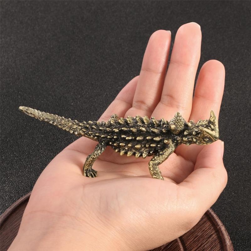 Animal Figurines Lizards Statues Shelf Decors Accent Lizards Decorative Objects Tabletop Centerpieces for Home Decors