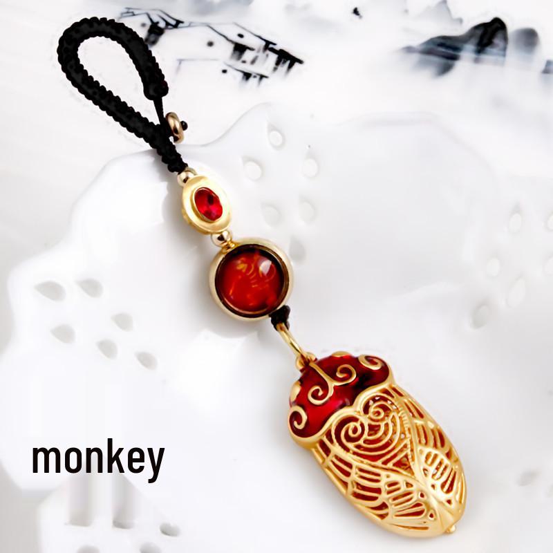 Golden Cicada Zodiac Keychain: Bringing Good Fortune with Its Stunning Debut