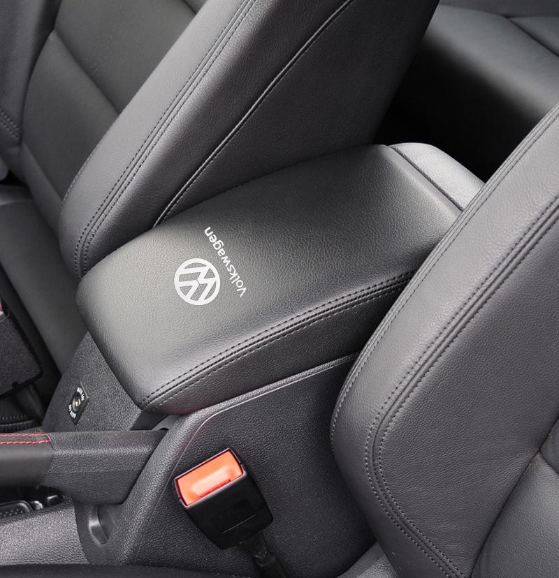 Kryt loketní opěrky pro Golf modely 09-20: Prémiová supervláknová kůže, ochrana odolná proti opotřebení