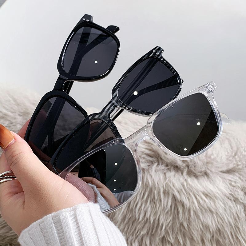 New Vintage Fashion Sun Protection Sunglasses For Men Square Shades Retro Rectangle Glasses Womens Trendy Shades