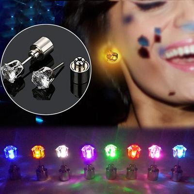 1 szt. Kolczyki LED Świecące Podświetlane Diamentowa Korona Wiszące Kolczyki Sztyfty Stal Nierdzewna Wielokolorowe na Imprezę Boże Narodzenie Halloween Prezent