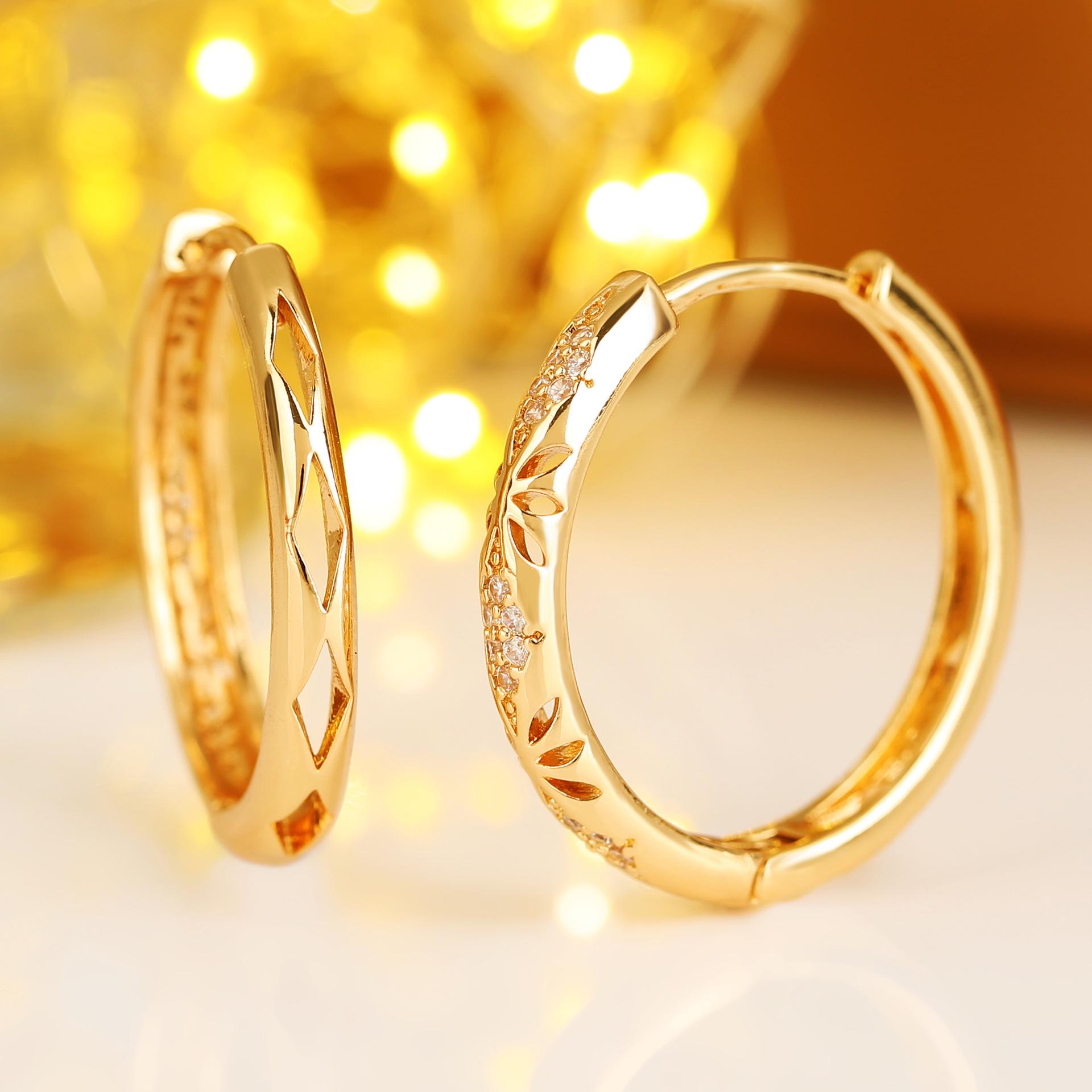 Yanbai Elegant Retro Gold Bronze Zirconia Clover Hoop Earrings for Women