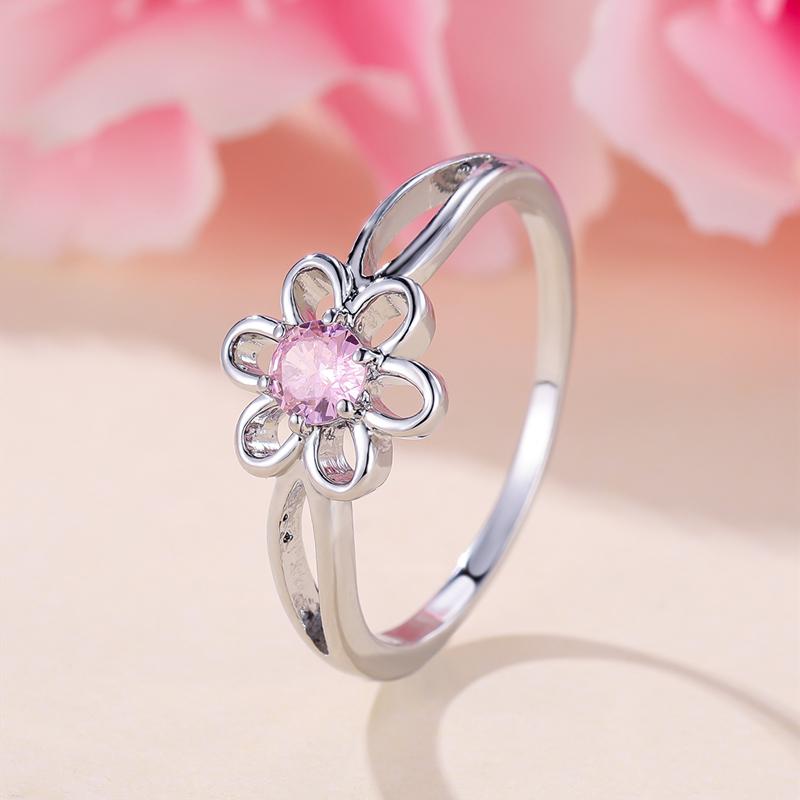 Niedliche hohle Blumenringe mit rosa Zirkonia für Damen, schlichte silberfarbene Hochzeits-Party-Schmuckgeschenke