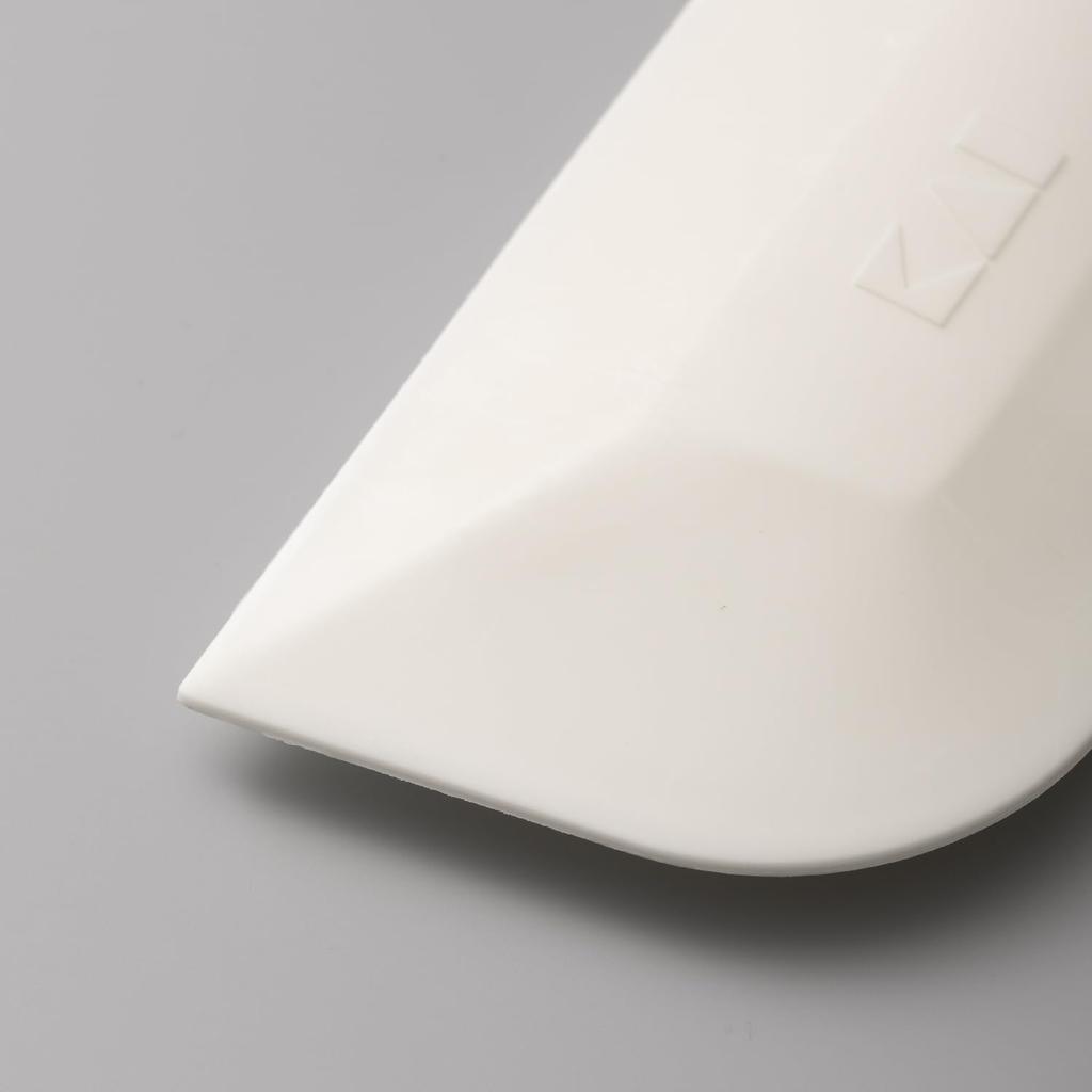 Kai Corporation KAI KITCHEN Hard Resin Spatula for Easy Made in DH8094 Mixing, White, Japan,
