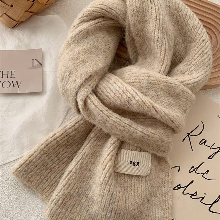 Premium deep sea blue soft waxy knitted small scarf women's winter Korean version versatile student couple warm wool scarf tide
