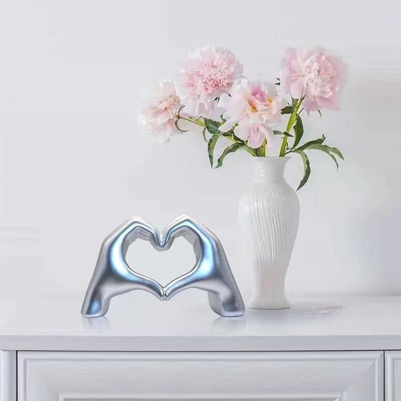 Heart Hand Statue Modern Love Finger Gesture Sculpture for Living Room Bedroom Home Shelf Desktop Decoration