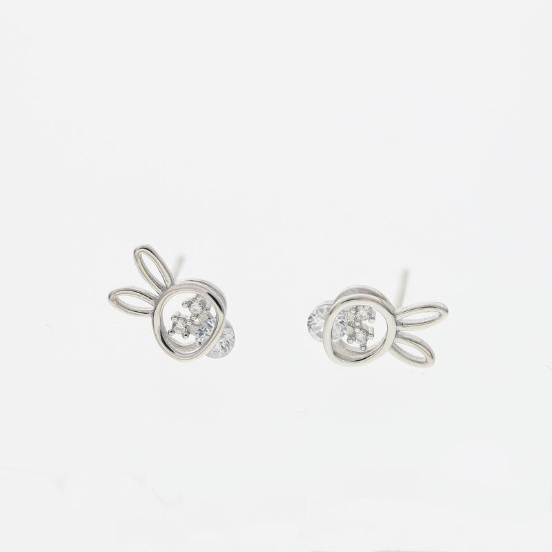 Hollow Flash Diamond Cute Rabbit Earrings Women's Fashion Small Fresh Niche Design Earrings