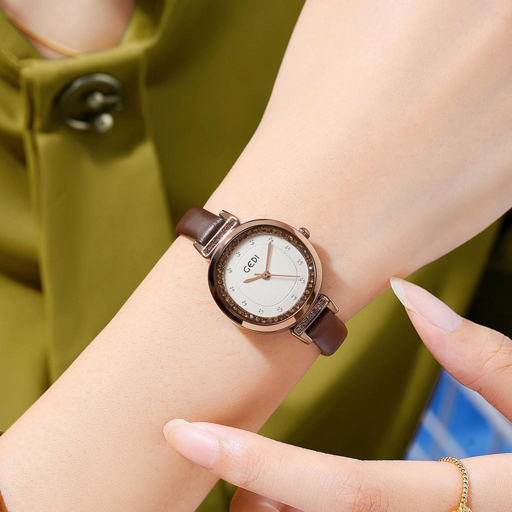 Gadi Vintage Ladies Quartz Watch With Leather Strap And Water Resistance For Fashion Enthusiasts
