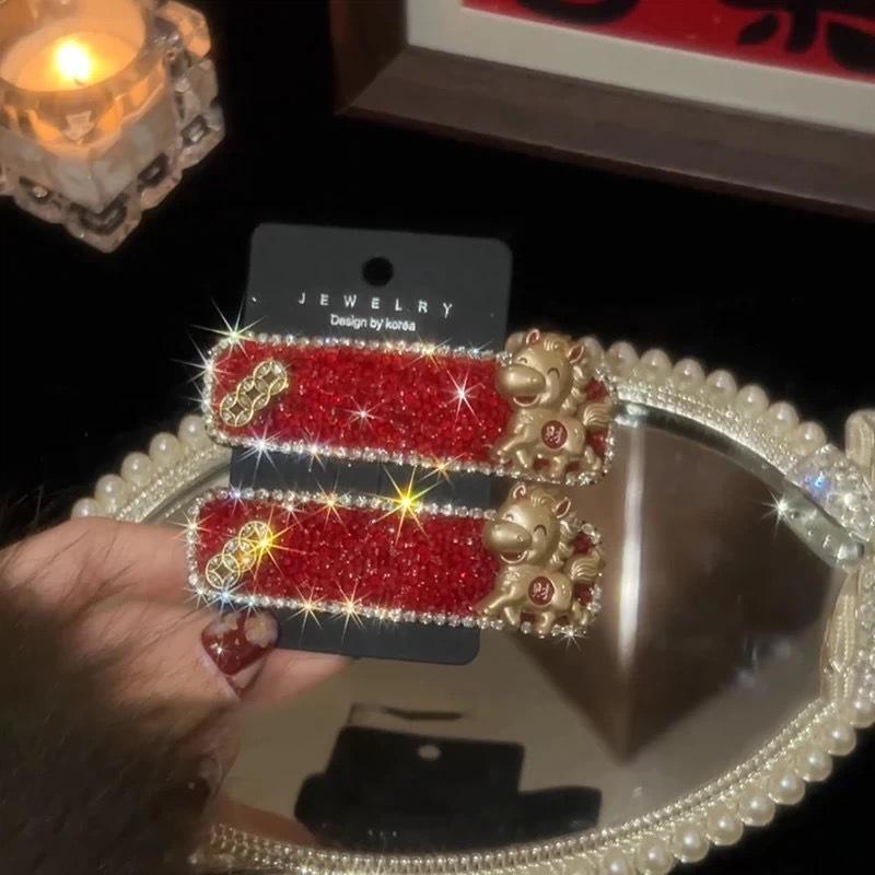 Elegant Red Rhinestone Horse Hair Clip: Zodiac-Themed High-End Accessory for Women