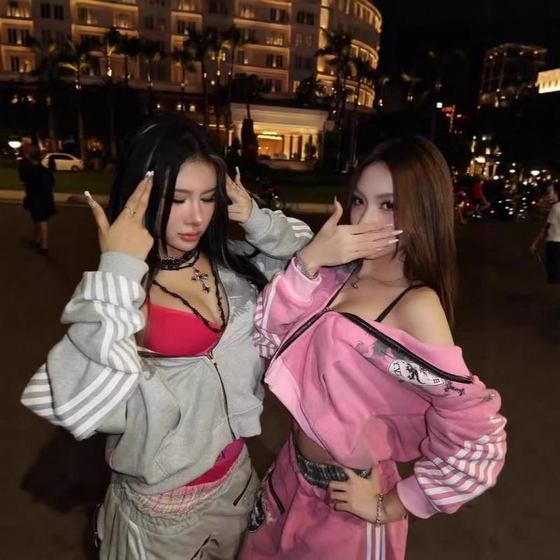 Womens Streetwear Hooded Crop Top Wide Leg Pants Set With 3D Print