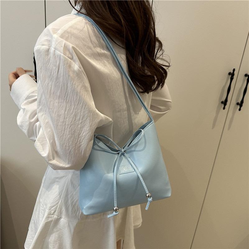 Retro simple red underarm bag women's summer niche design versatile casual commuting shoulder handbag