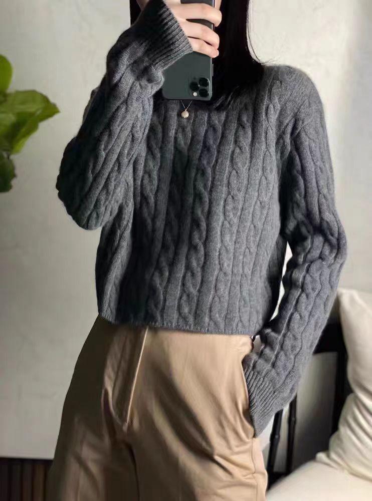 100% Pure Wool Cable Knit Sweater - Loose Fit, Thickened, Round Neck for Autumn/Winter