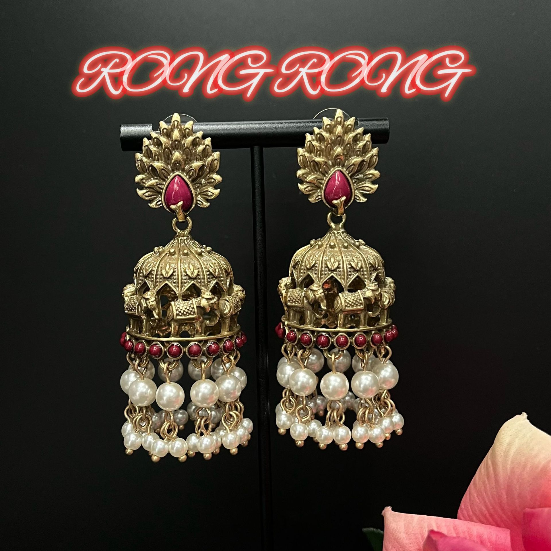 Jewelry High-end Sense Niche Retro Heavy Industry Palace Exotic Ethnic Style Elephant Birdcage Pearl Tassel Earrings