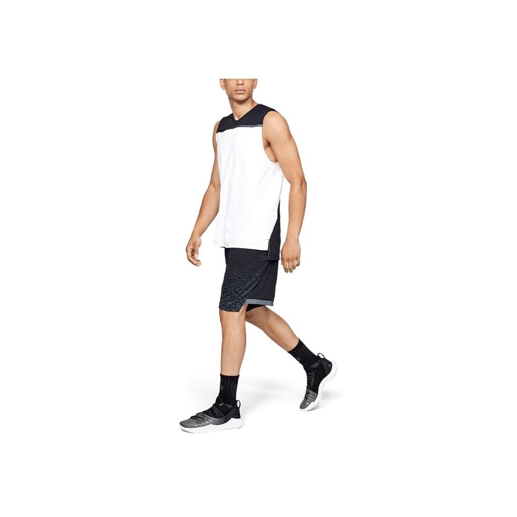 Under Armour Casual Sports Printed Shorts Men shorts Black 1326704-001