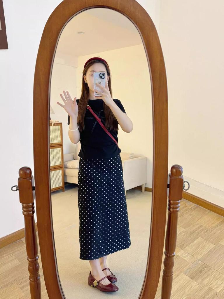 Plus Size Black Polka Dot A-Line Skirt for Pear-Shaped Women - Slimming Autumn Mid-Length Style