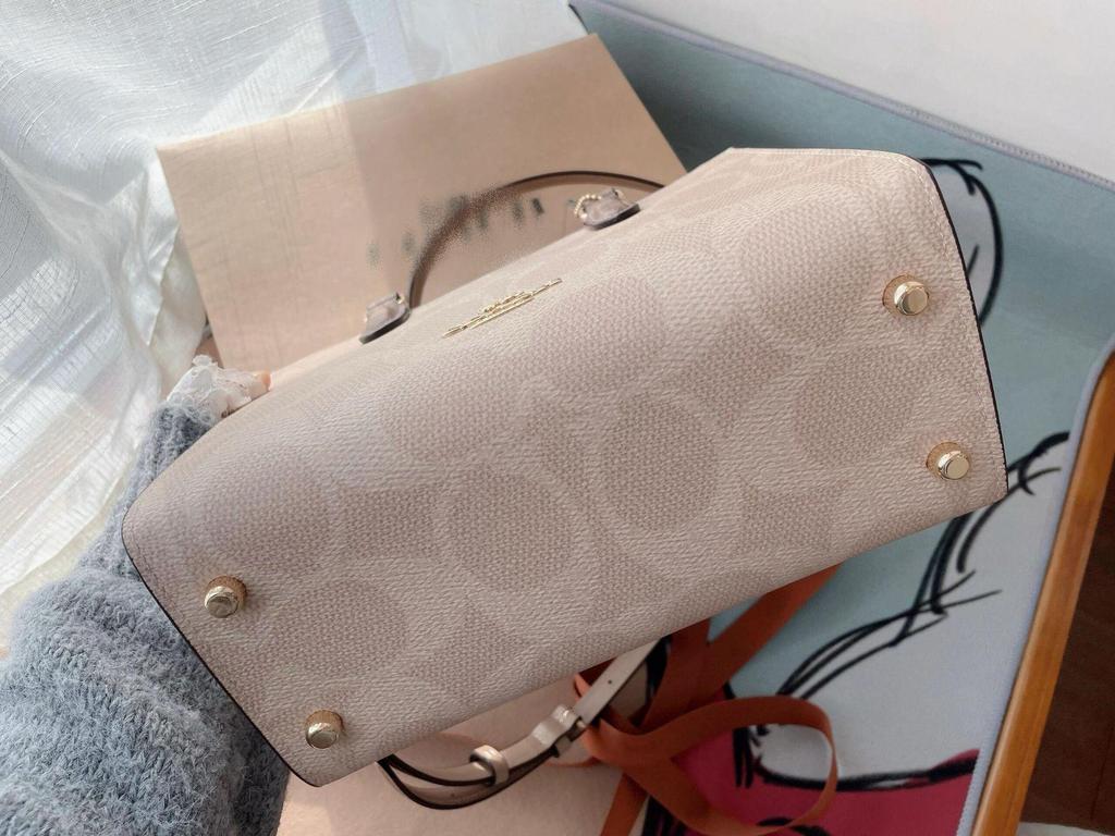 Koujia Maggie Módní kabelka tote a crossbody s velkou kapacitou pro ženy