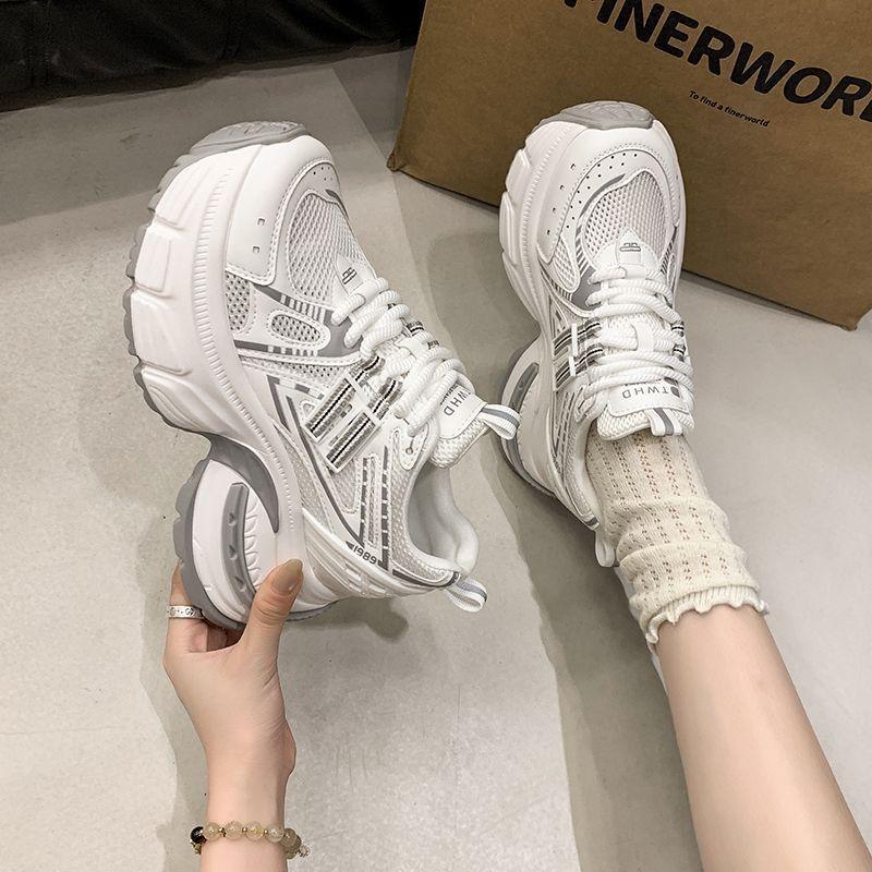 

Mesh surface shows height, thick sole increases height, new small casual shoes in spring and autumn, muffin breathable dad shoes 35 белый