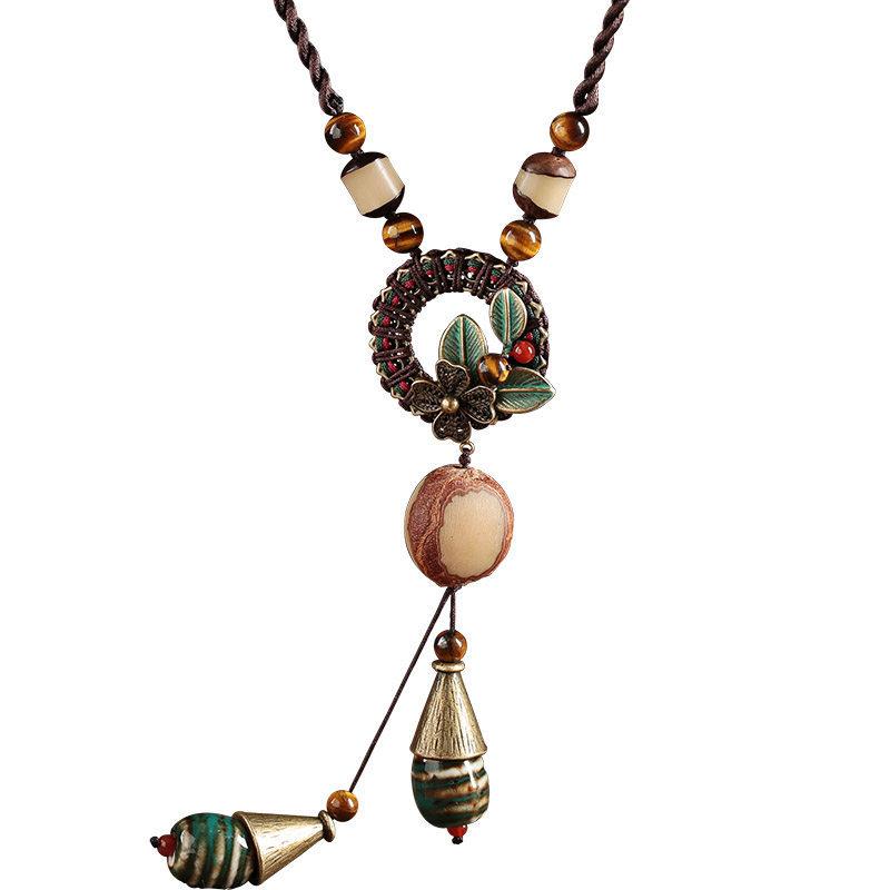 Collana Maglione Lungo Vintage Etnico da Donna GEMCHIC con Corda Intrecciata Fatta a Mano e Ciondolo con Perline Floreali Gioielli Boho per Autunno Inverno