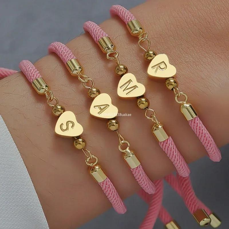 Bracciale Classico con Iniziale a Cuore A-Z, Semplice Braccialetto Regolabile con Corda Colorata per Regali di Gioielli da Donna