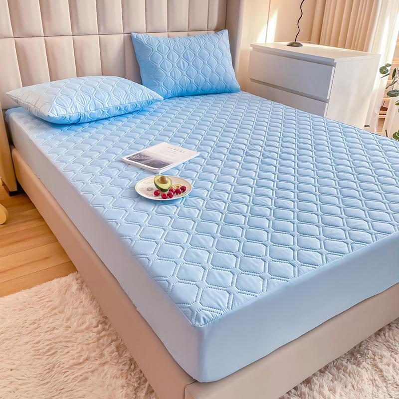 Solid Color Quilted Waterproof Bed Sheet - Thick Brushed Simmons Protective Cover for Home Use