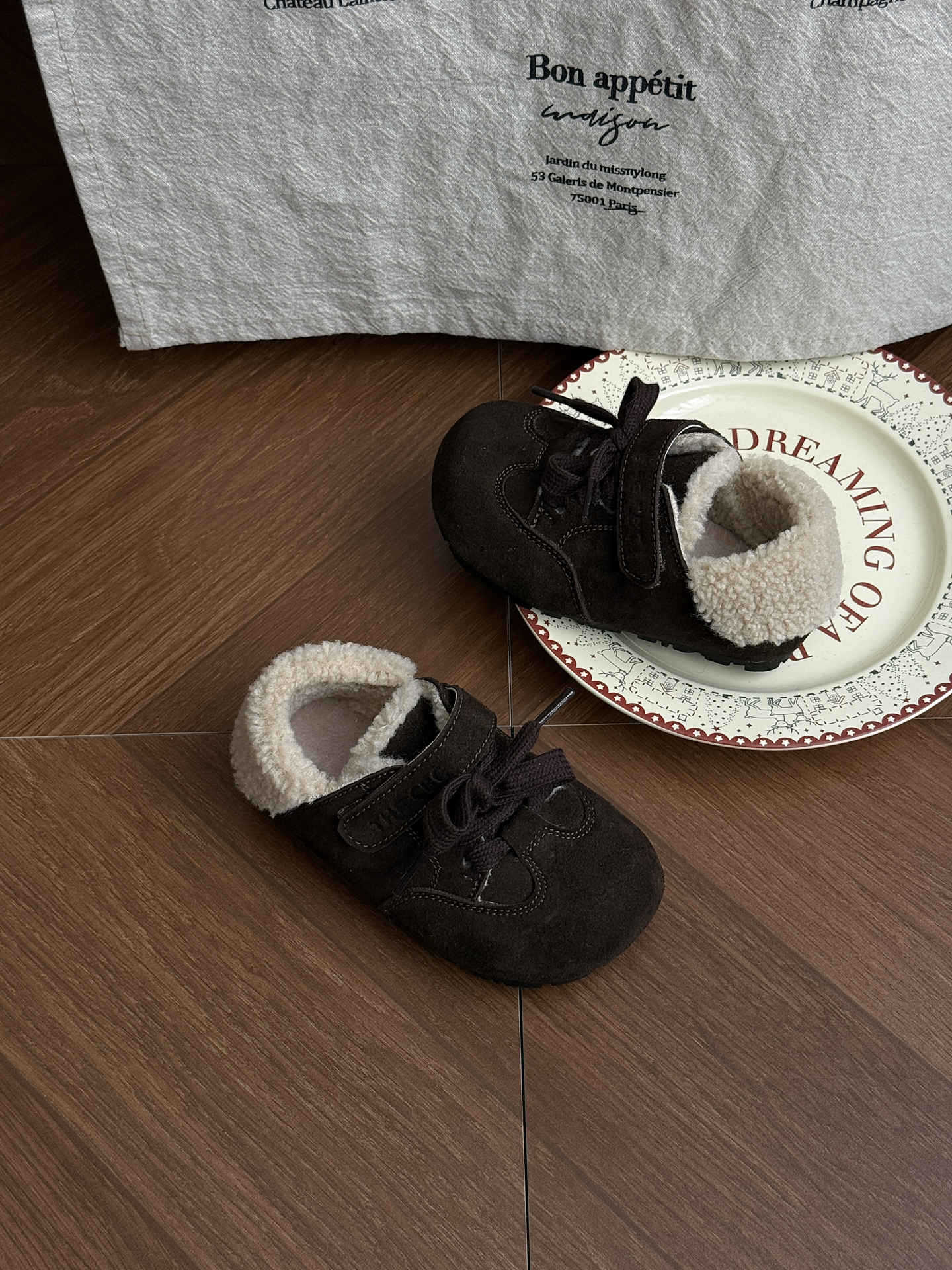 

XSHX ретро маленькие хлопковые ботинки | Мальчики и девочки корейские осенне-зимние теплые нескользящая резиновая подошва липучка низкий верх 25