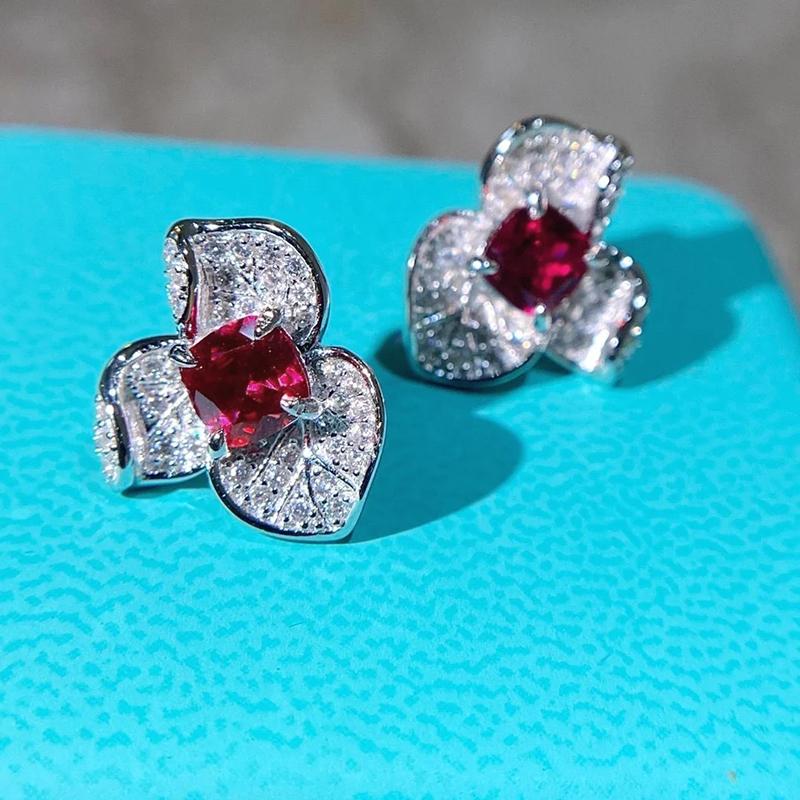 

Huitan Flower Stud Earrings with Red Cubic Zirconia Bling Bling Ear Accessories for Women Wedding Party Luxury Zircon Newest