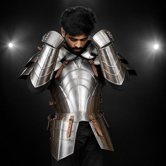 Cosplay 18GA Steel Half Body Armor Set  Medieval Cuirass, Pauldrons Gauntlets  LARP, Combat And Reenactment Ready