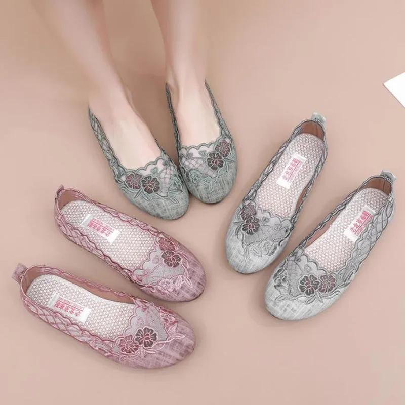 2025 New Comfort Casual Women's Shoes Fashion Soft Sole Breathable Hollow Out Flat Shoes for Women Zapatos De Mujer