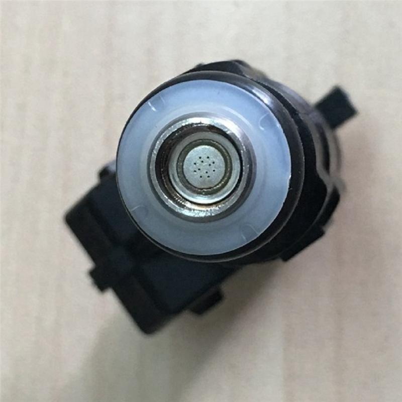 8 st Bränsleinsprutare Biltillbehör För GOLF SAVERIO SPACEFOX VOYAGE CROSSFOX 1.6T 0280156403 032906031R Reservdelar