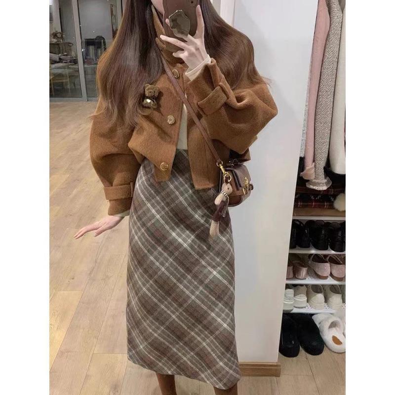Retro Chic Short Coat & Plaid Skirt Set for Women - Woolen Autumn/Winter Collection